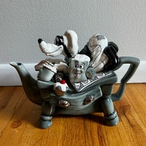 Goofy Baking Day - Disney & Paul Cardew Teapot